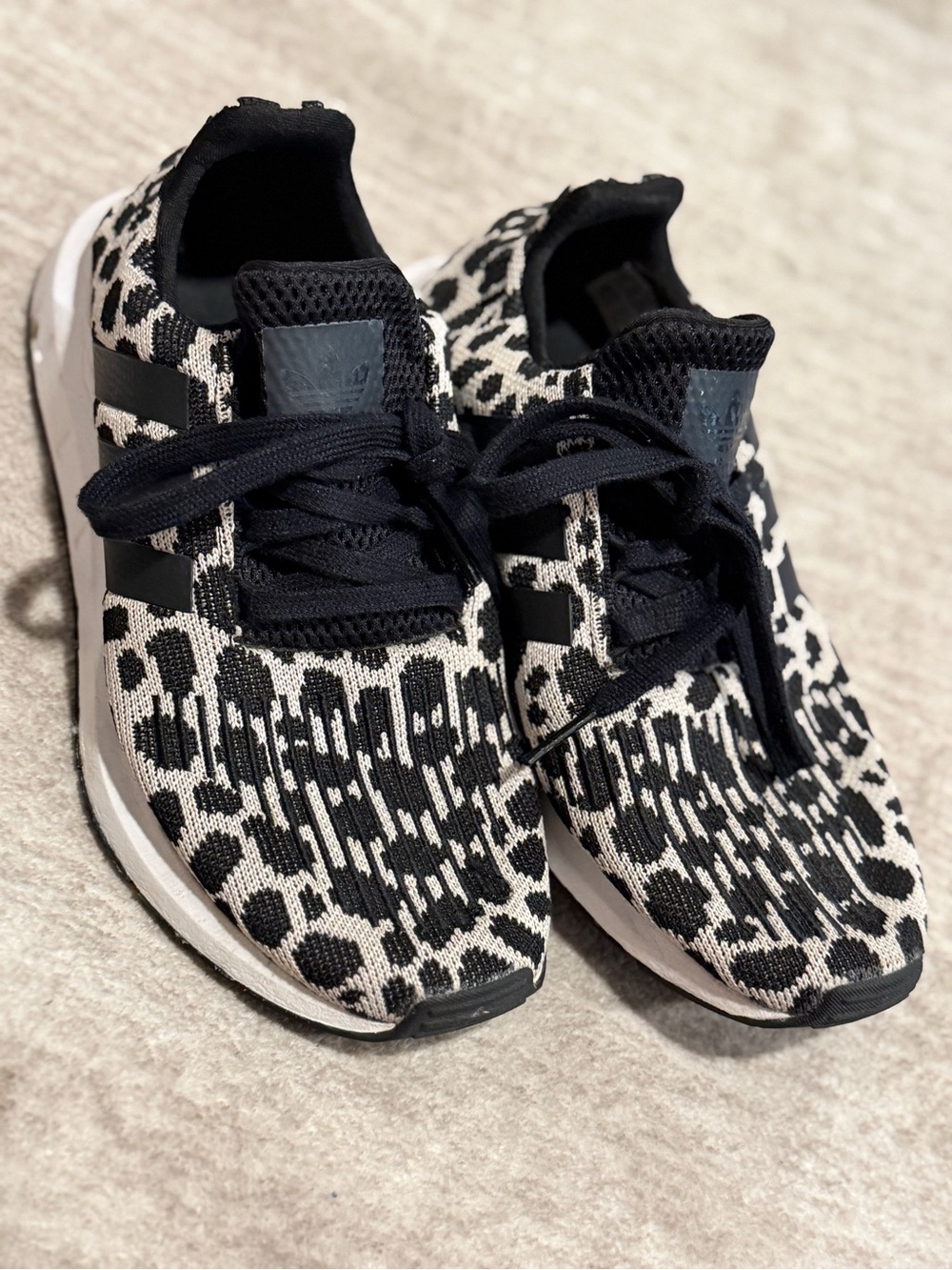 Adidas Women’s Sz 5 Black & White Leopard Print Running Sneakers